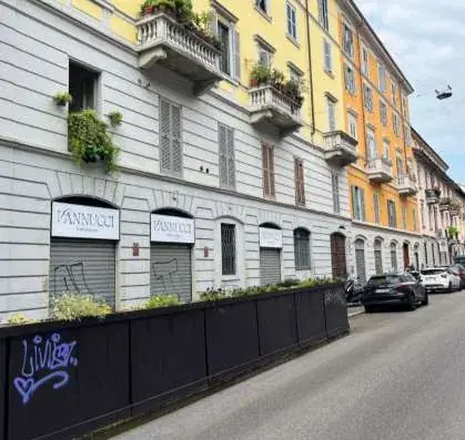 Building on Via Atto Vannucci 22